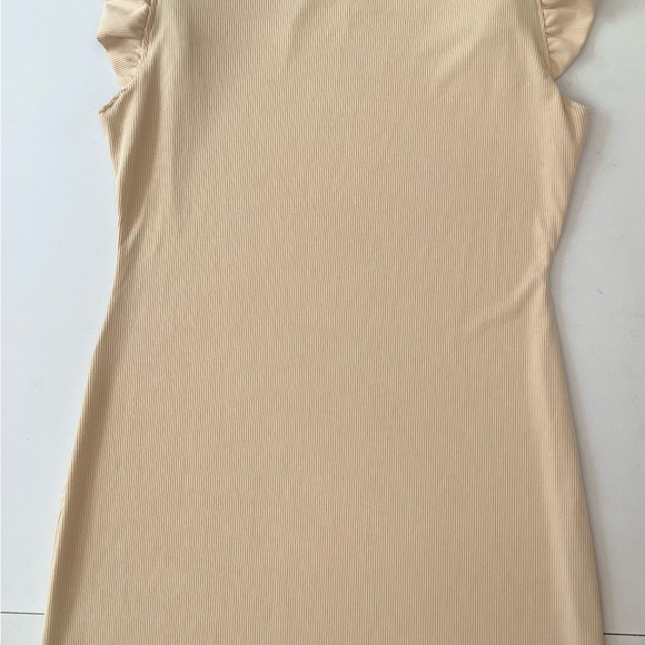 Chic Beige Ruffle Sleeve Mini Dress NWOT - Picture 4 of 9